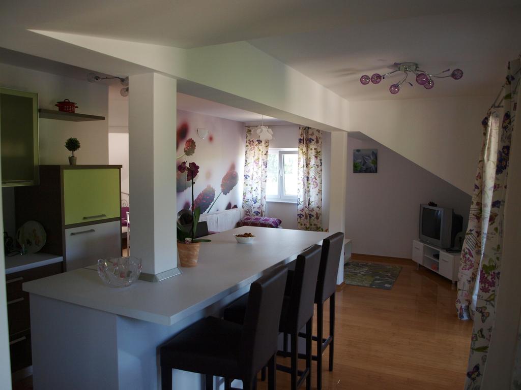 Apartmán Kaj-Lux Tuheljske Toplice Exteriér fotografie